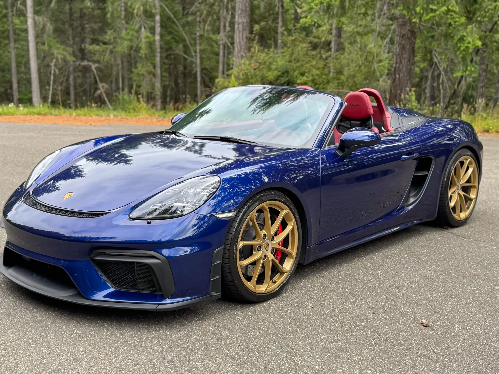10k-Mile 2022 Porsche 718 Spyder w/ Classic Interior | PCARMARKET