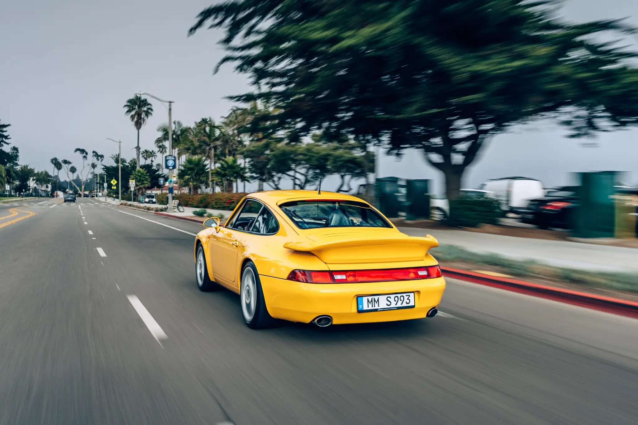 RoW 1996 Porsche 993 Carrera Coupe 6-Speed X51 X79 | PCARMARKET