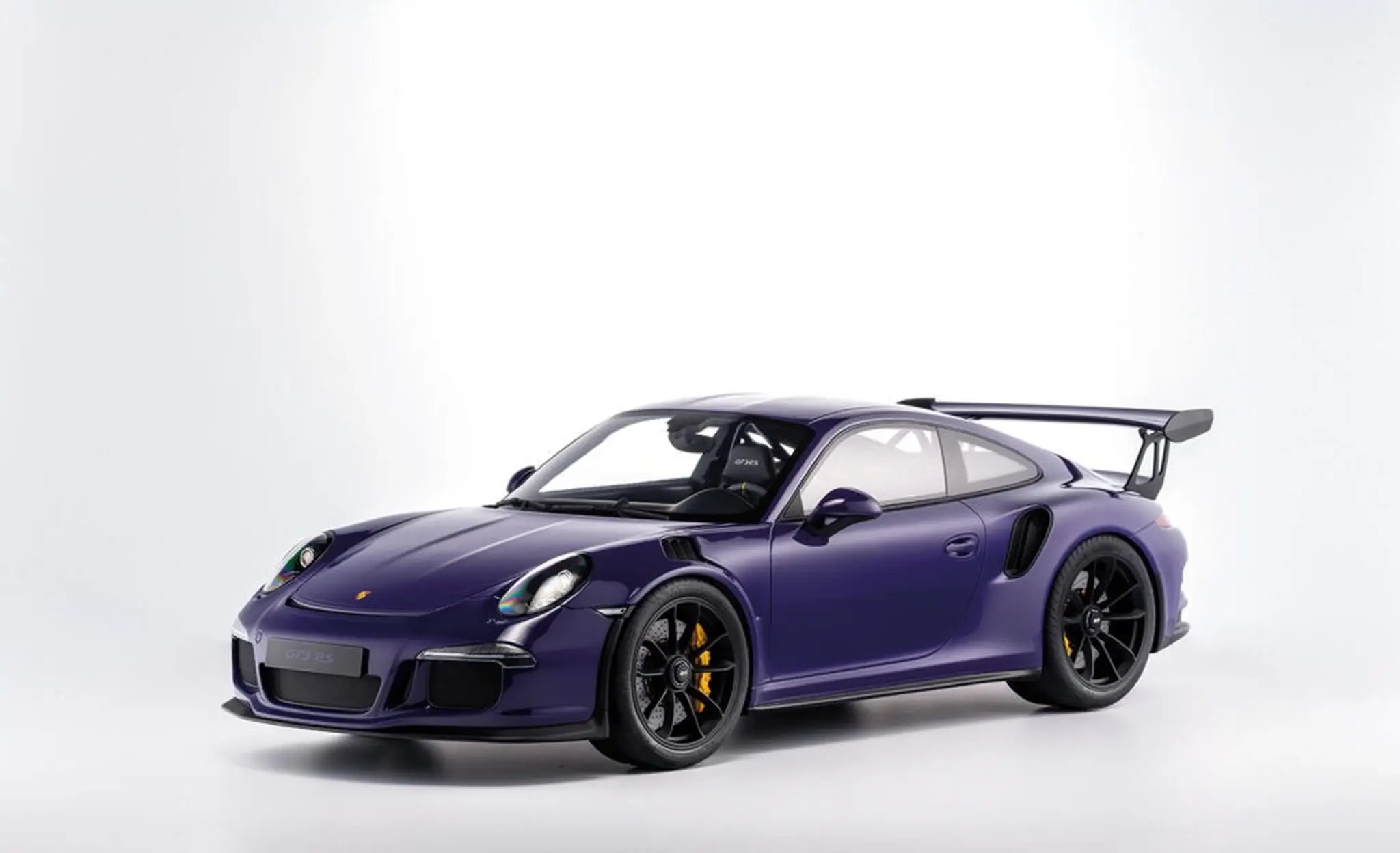 オートアート　1/18 ポルシェGT３RS 絶版品　パープル 2024 Porsche 911 GT3 RS Weissach Package - Viola Purple Metallic 1