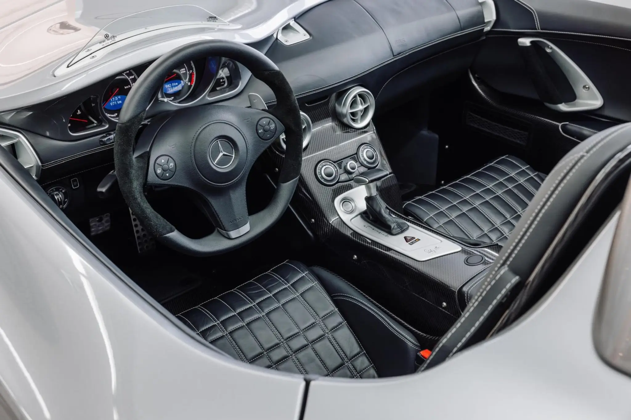 2009 Mercedes-Benz SLR McLaren Stirling Moss | PCARMARKET