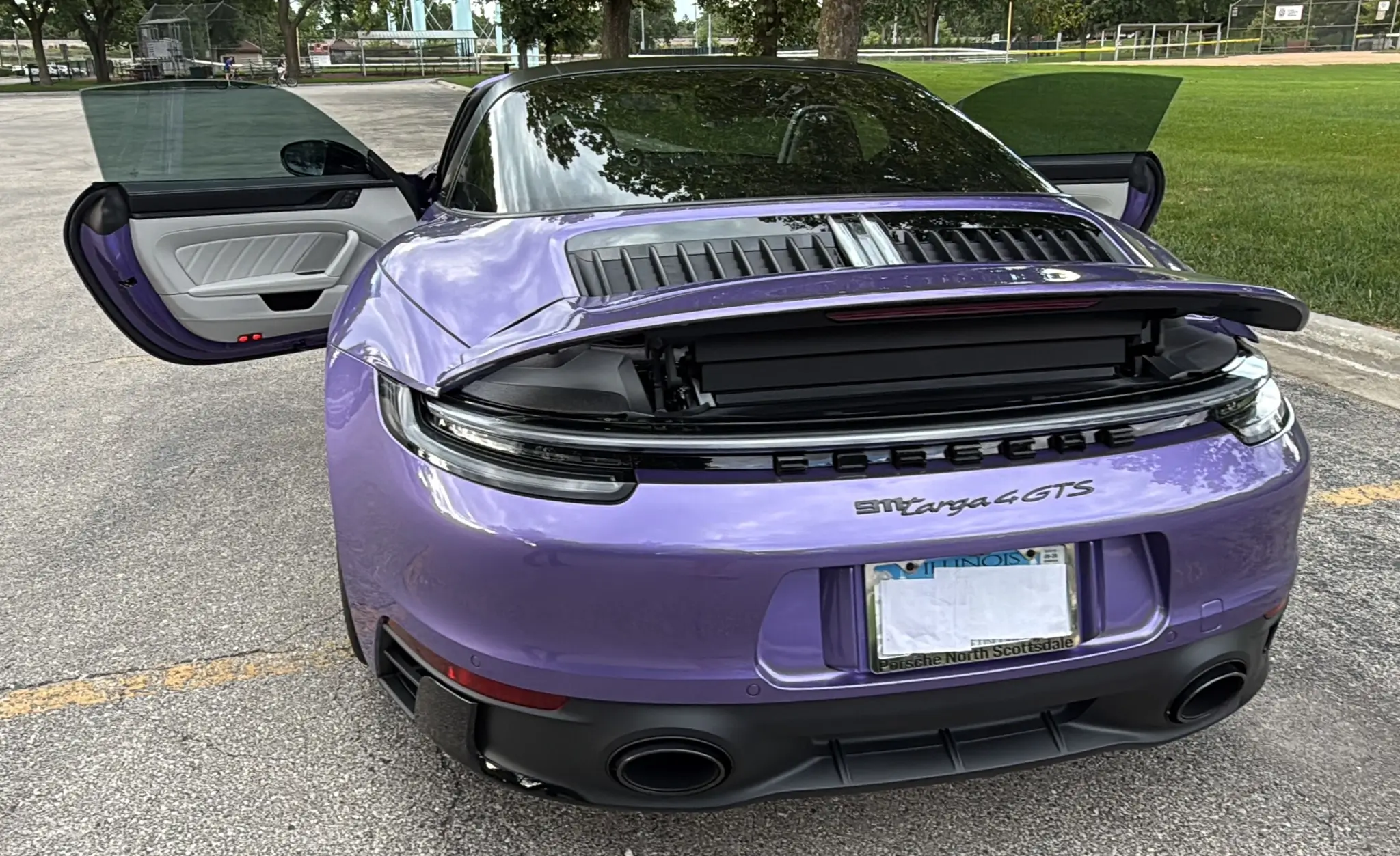 Paint to Sample Viola Purple Metallic 2024 Porsche 992 Targa 4 GTS