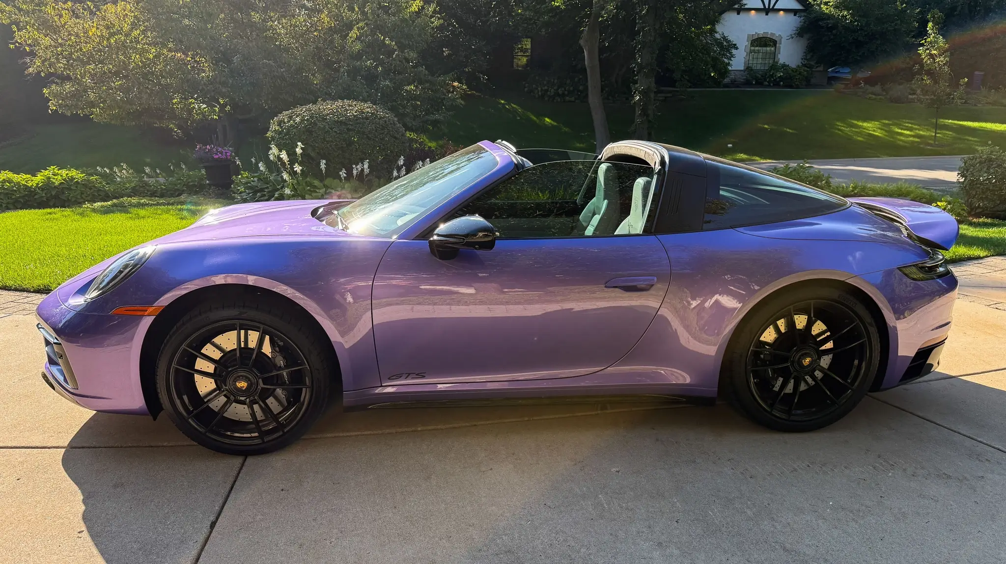 Paint to Sample Viola Purple Metallic 2024 Porsche 992 Targa 4 GTS