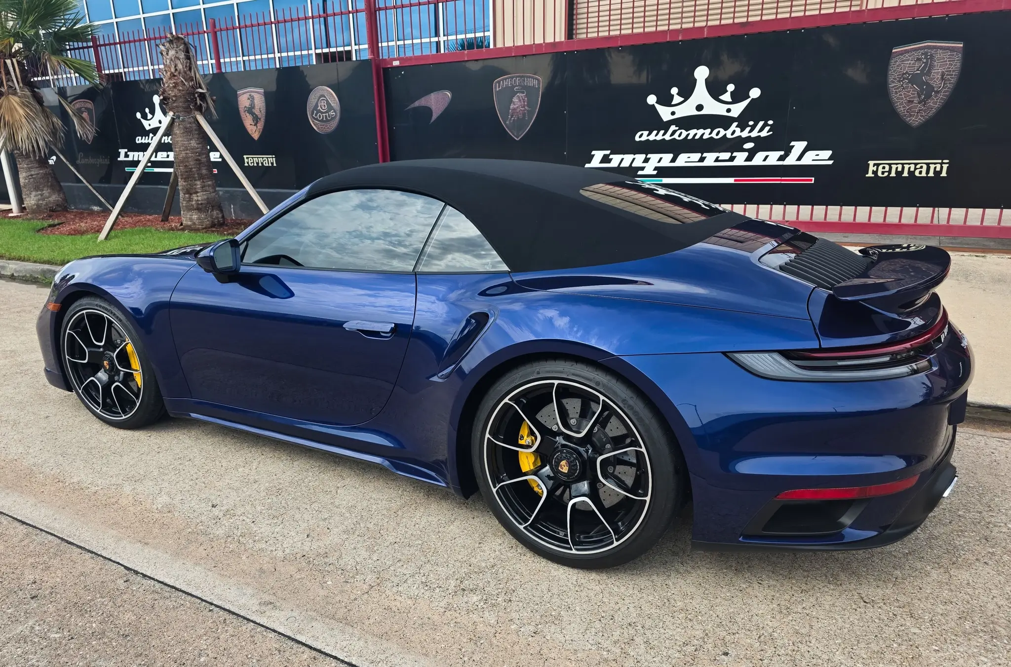 3k-Mile 2023 Porsche 992 Turbo S Cabriolet | PCARMARKET