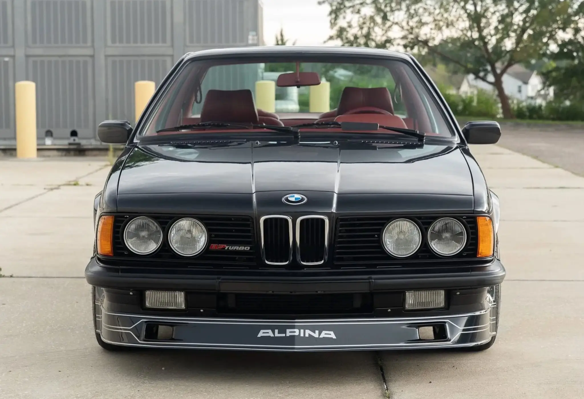 BMW Alpina B7 (E24)