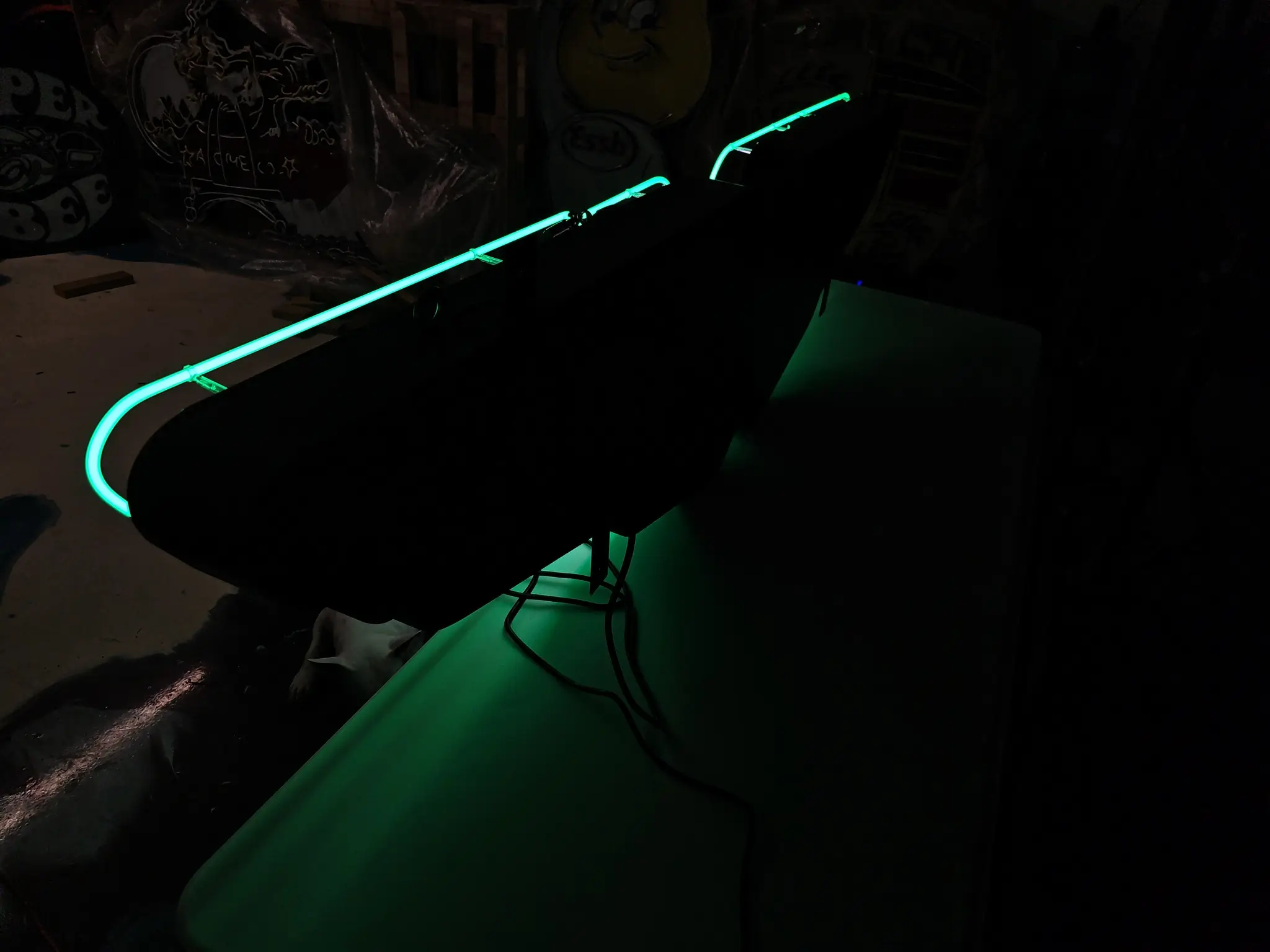MarketPlace: Aston Martin Neon Sign | PCARMARKET