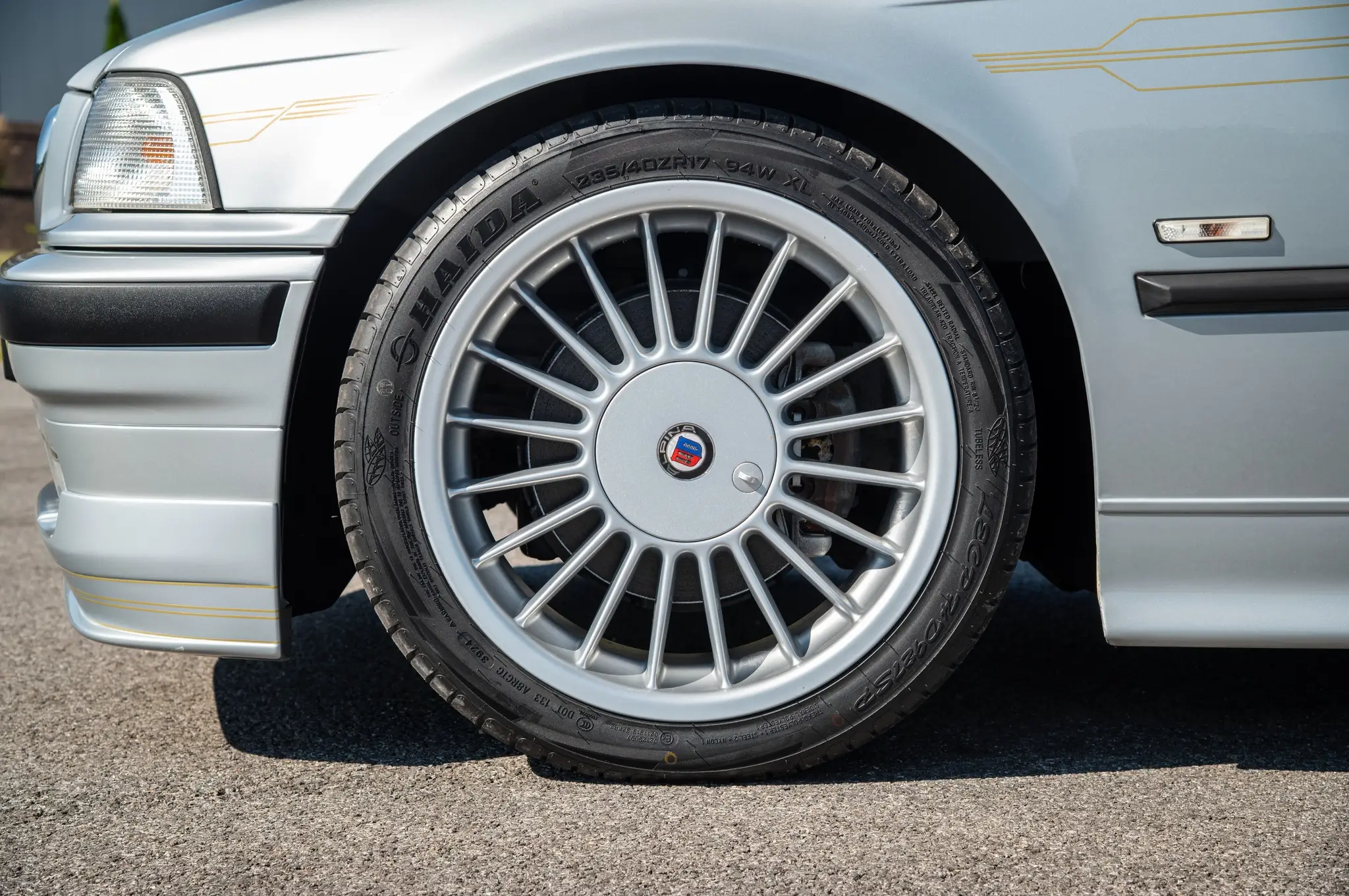 MarketPlace: 1997 BMW Alpina B6 2.8 Touring | PCARMARKET