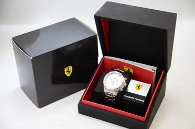 No Reserve Scuderia Ferrari Men's F1 Watch | PCARMARKET