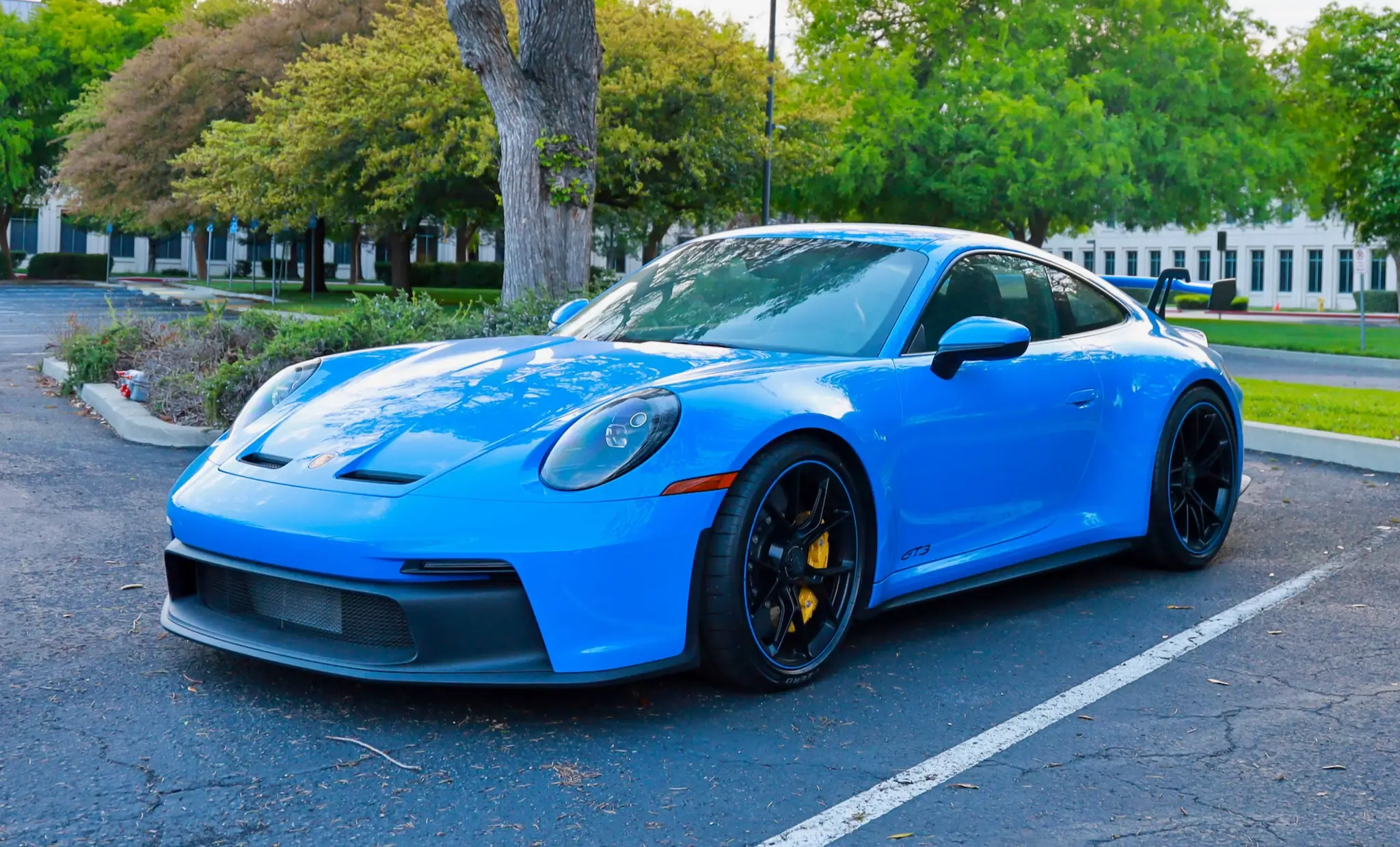 MarketPlace: 100-Mile 2023 Porsche 992 GT3 6-Speed | PCARMARKET