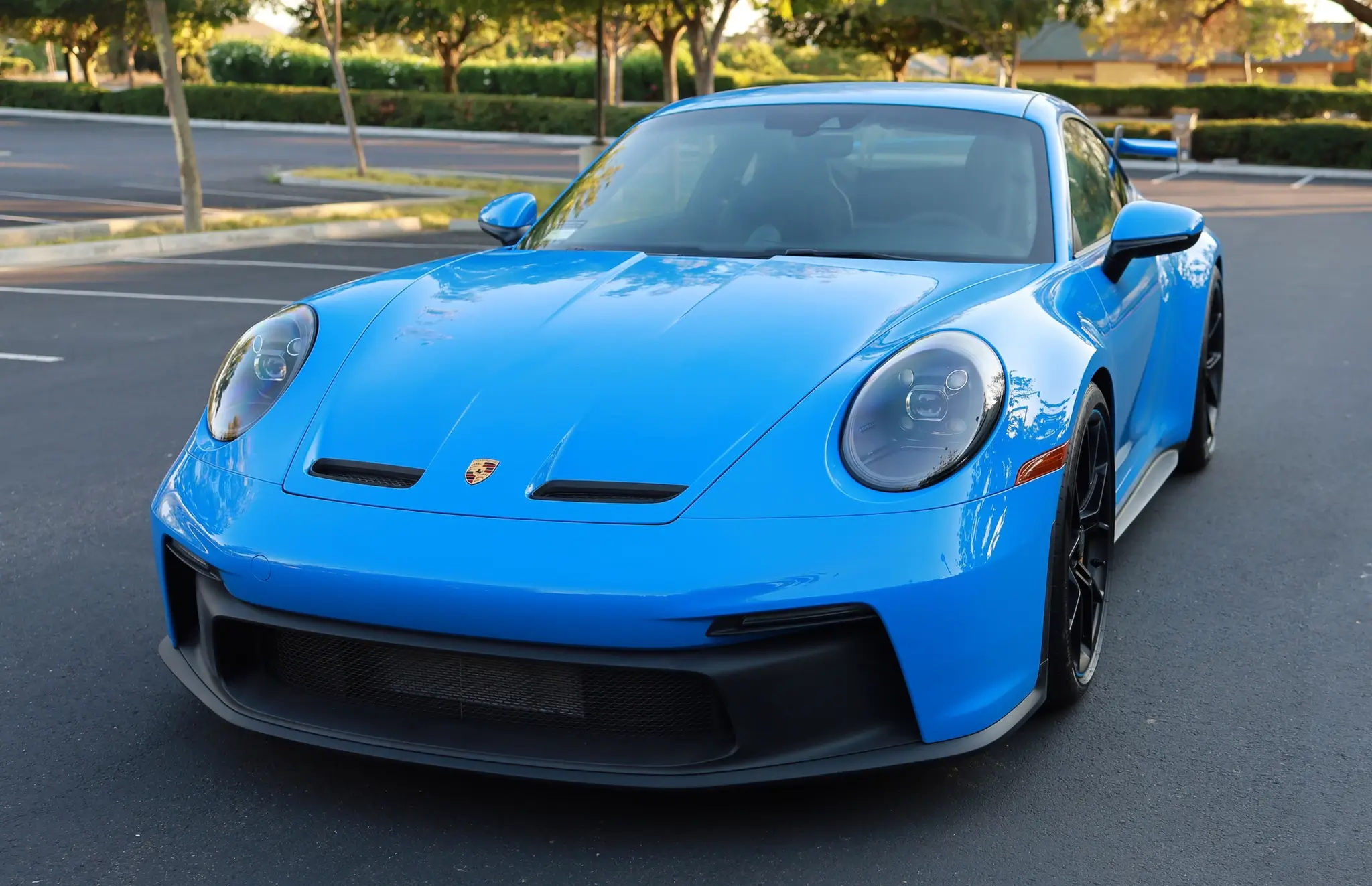 ブルー MarketPlace: 100-Mile 2023 Porsche 992 GT3 6-Speed | PCARMARKET