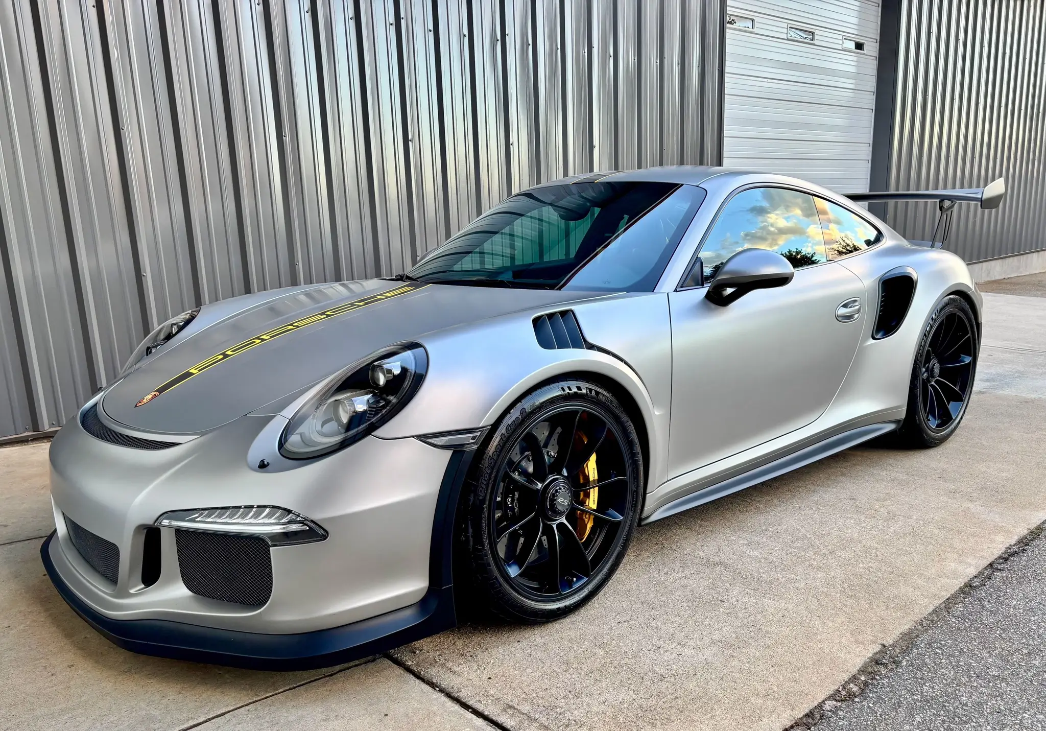 2016 Porsche 991 GT3 RS | PCARMARKET