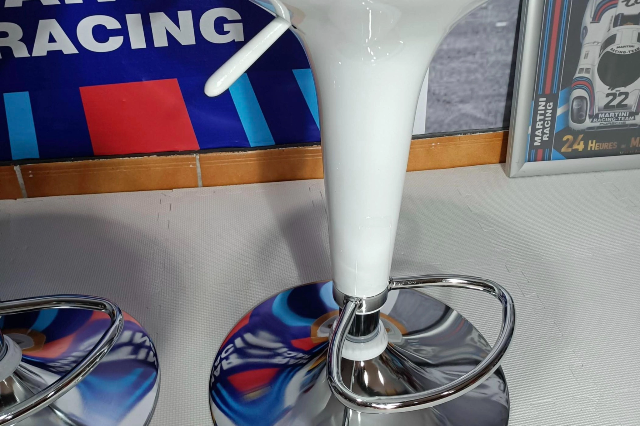 No Reserve Porsche Martini Racing Livery Stools | PCARMARKET