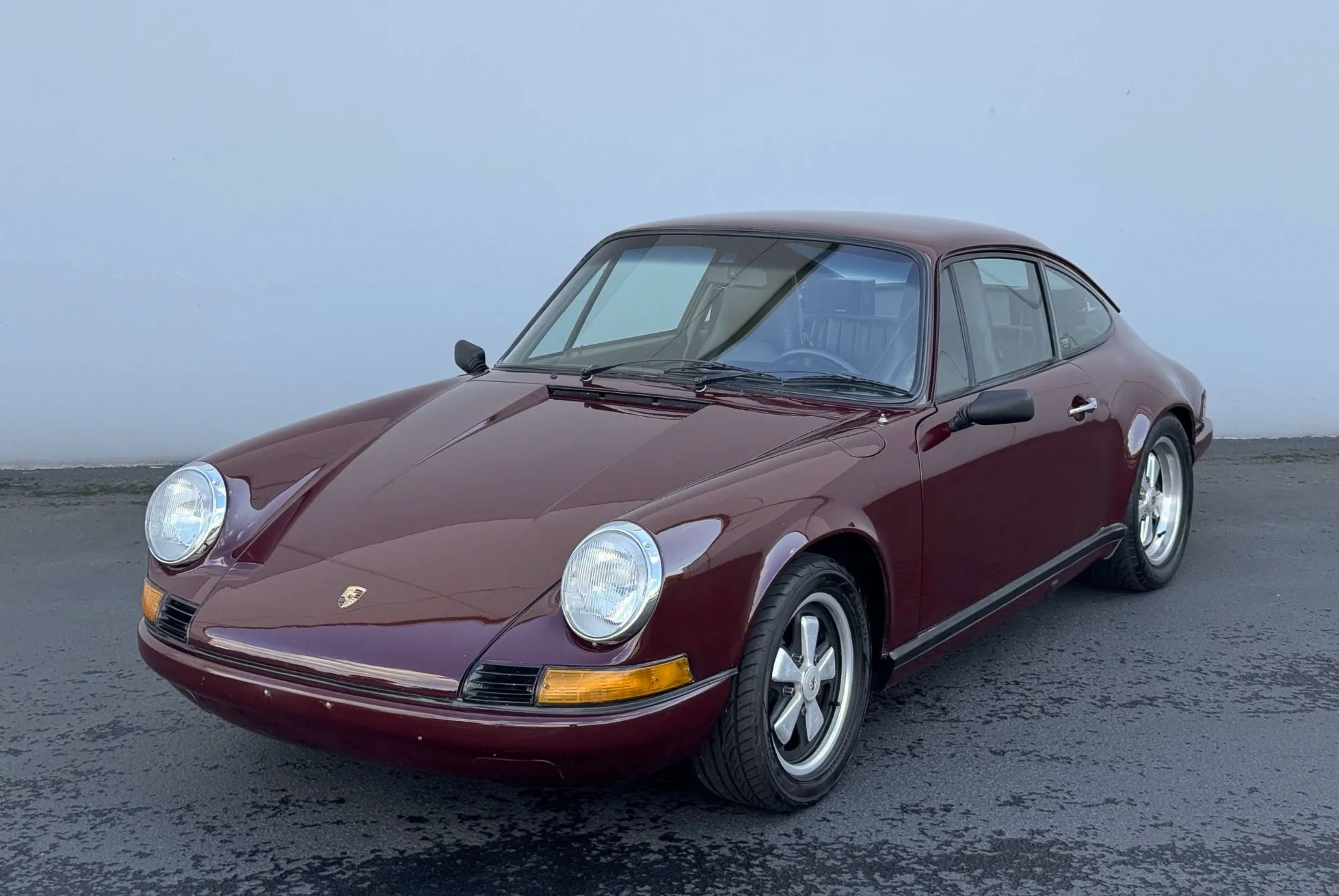 OIXO 9ドライバー ボルドーメタリックA12.5 1971 Porsche 911T | PCARMARKET