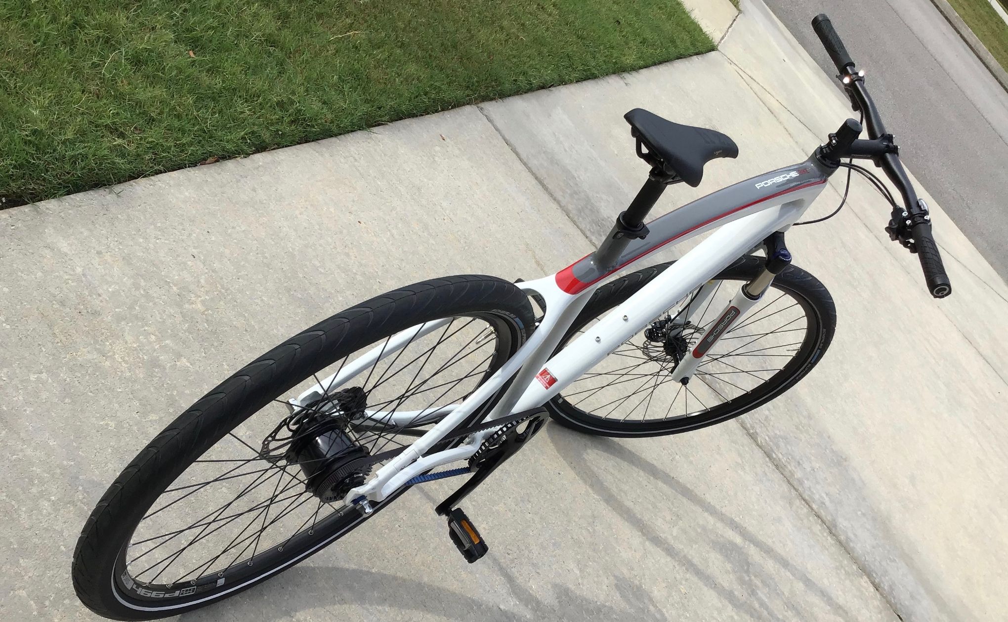 Porsche Drivers Selection Never-Used Porsche Bike | PCARMARKET