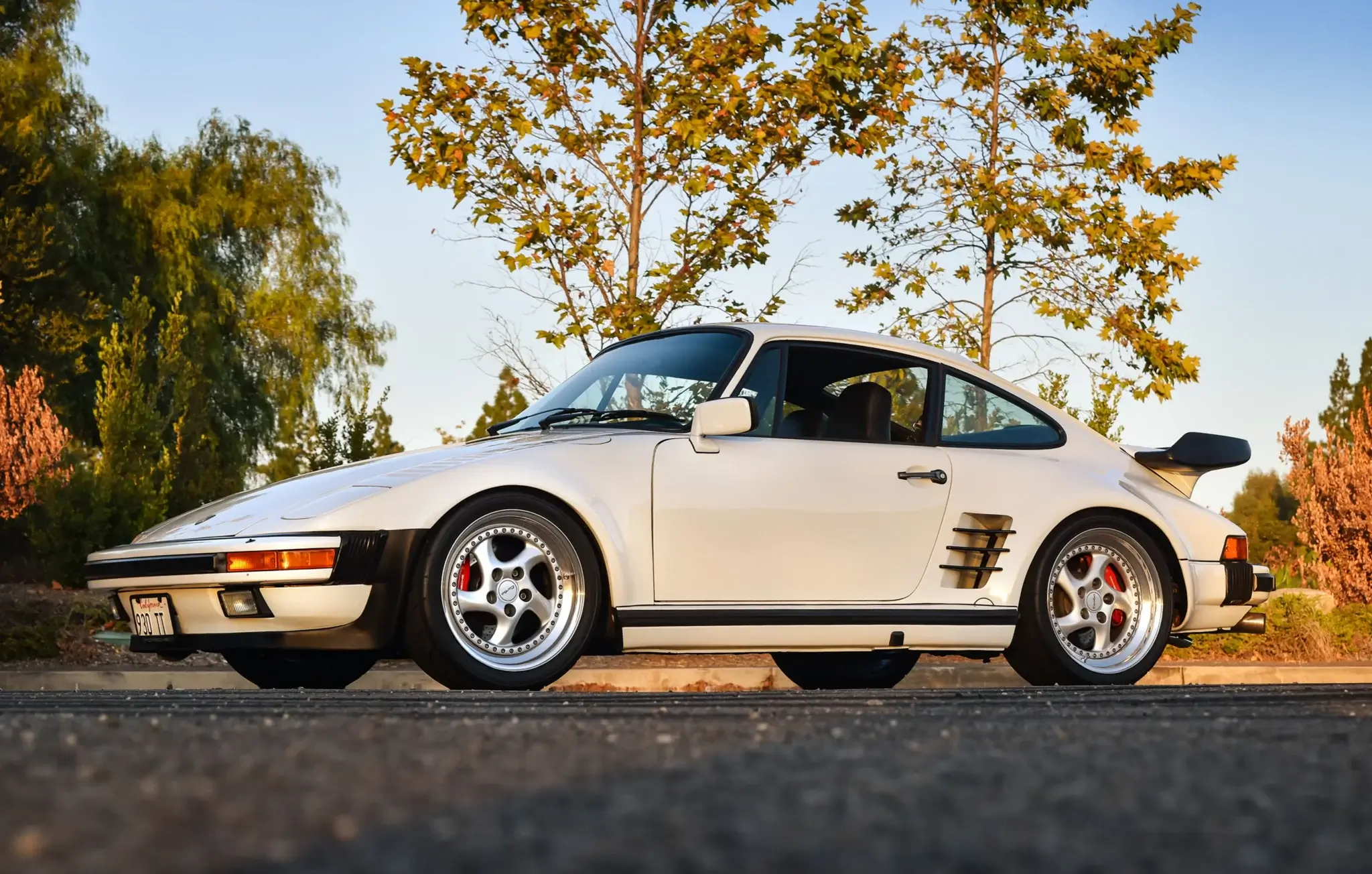 アップル MP: 1979 Porsche 930 Twin-Turbo 3.4L Sunroof Delete | PCARMARKET