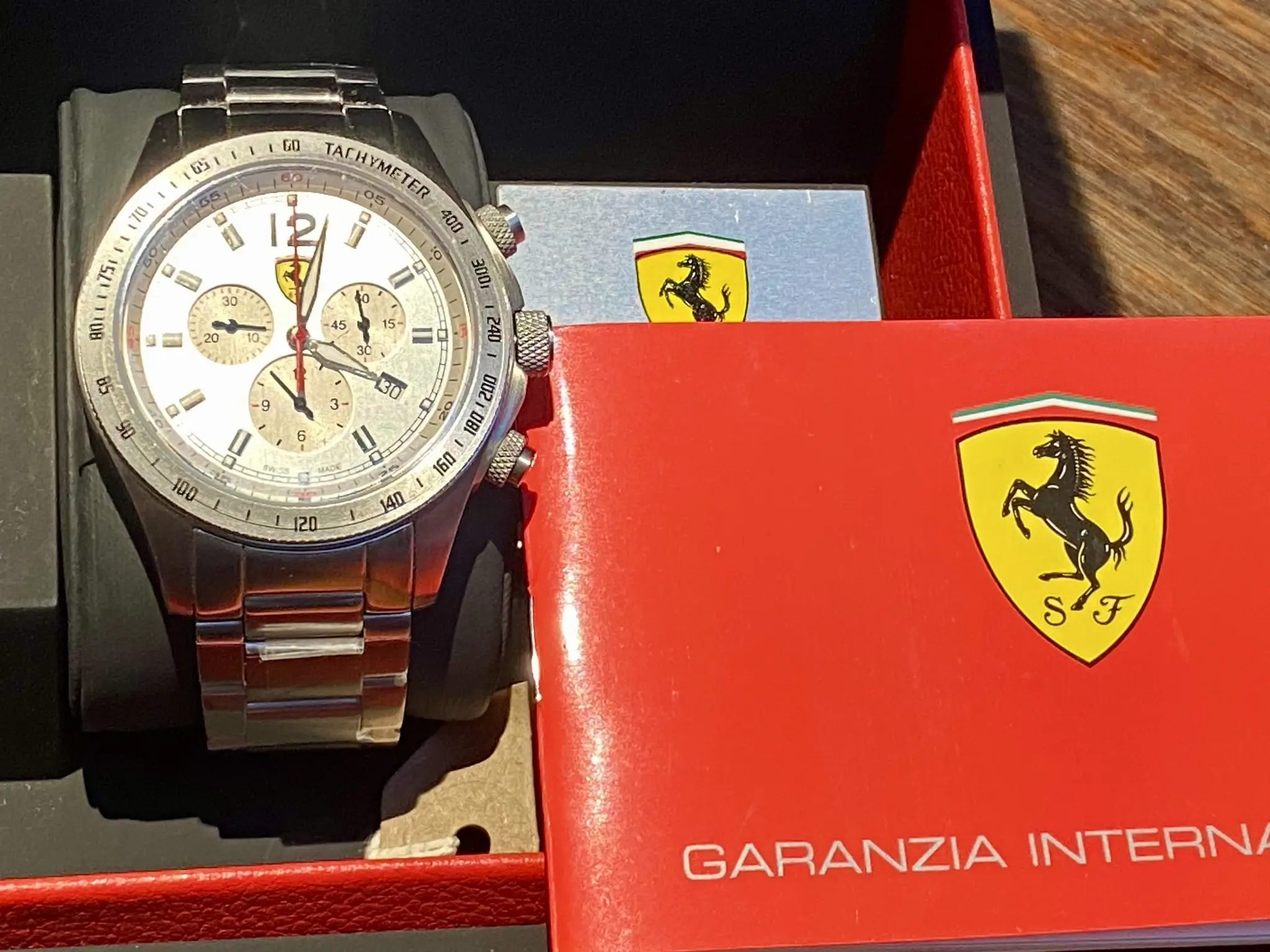 No Reserve Scuderia Ferrari Men's F1 Watch | PCARMARKET