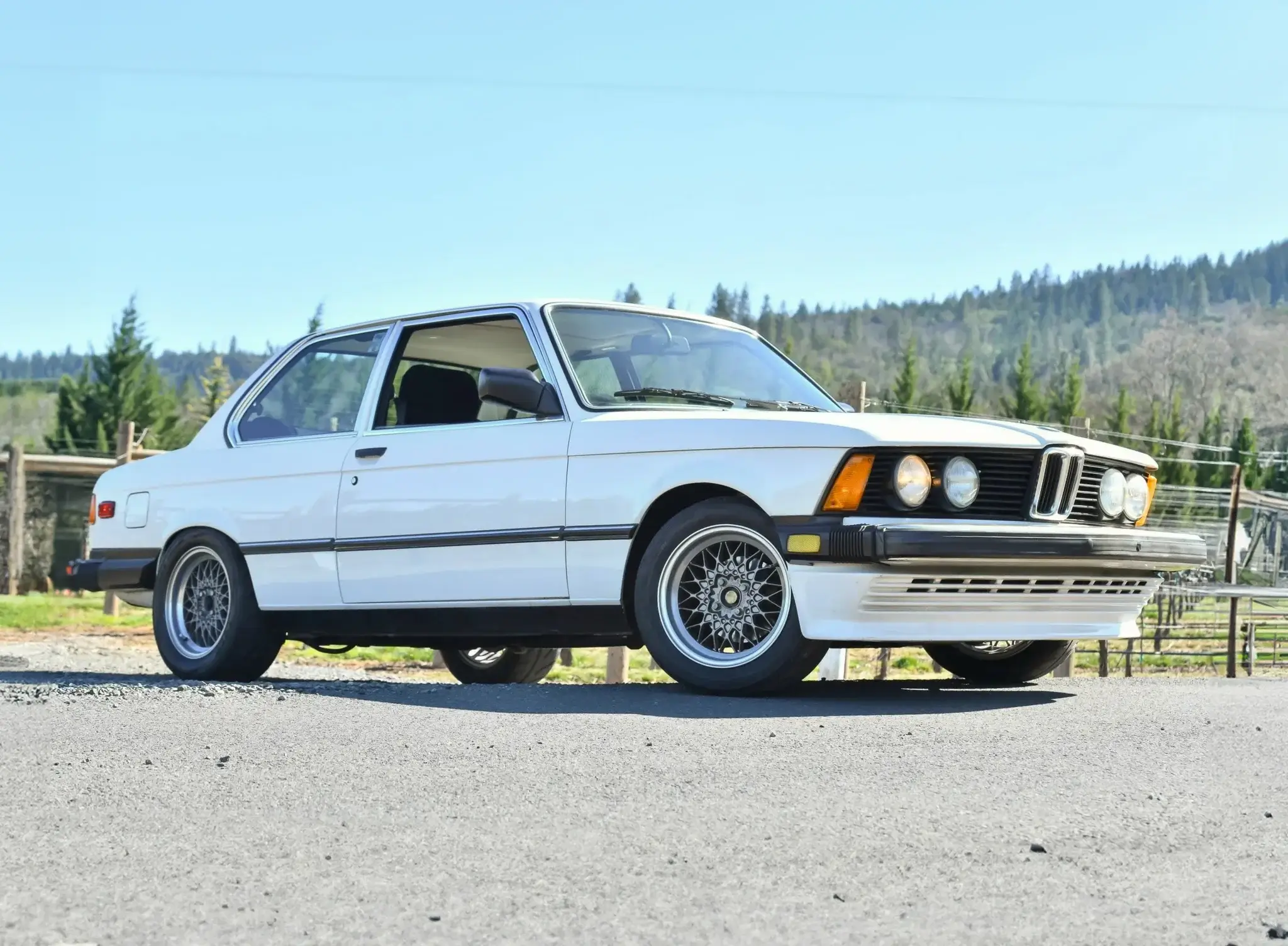 MP: Turbocharged 1980 BMW 320i 
