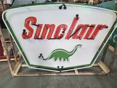 MP: Porcelain Sinclair Traditional Neon Sign | PCARMARKET
