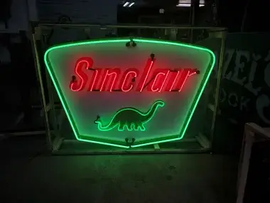 MP: Porcelain Sinclair Traditional Neon Sign | PCARMARKET