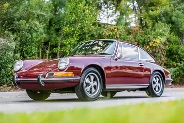 1971 Porsche 911E Coupe 2.4L 5-Speed