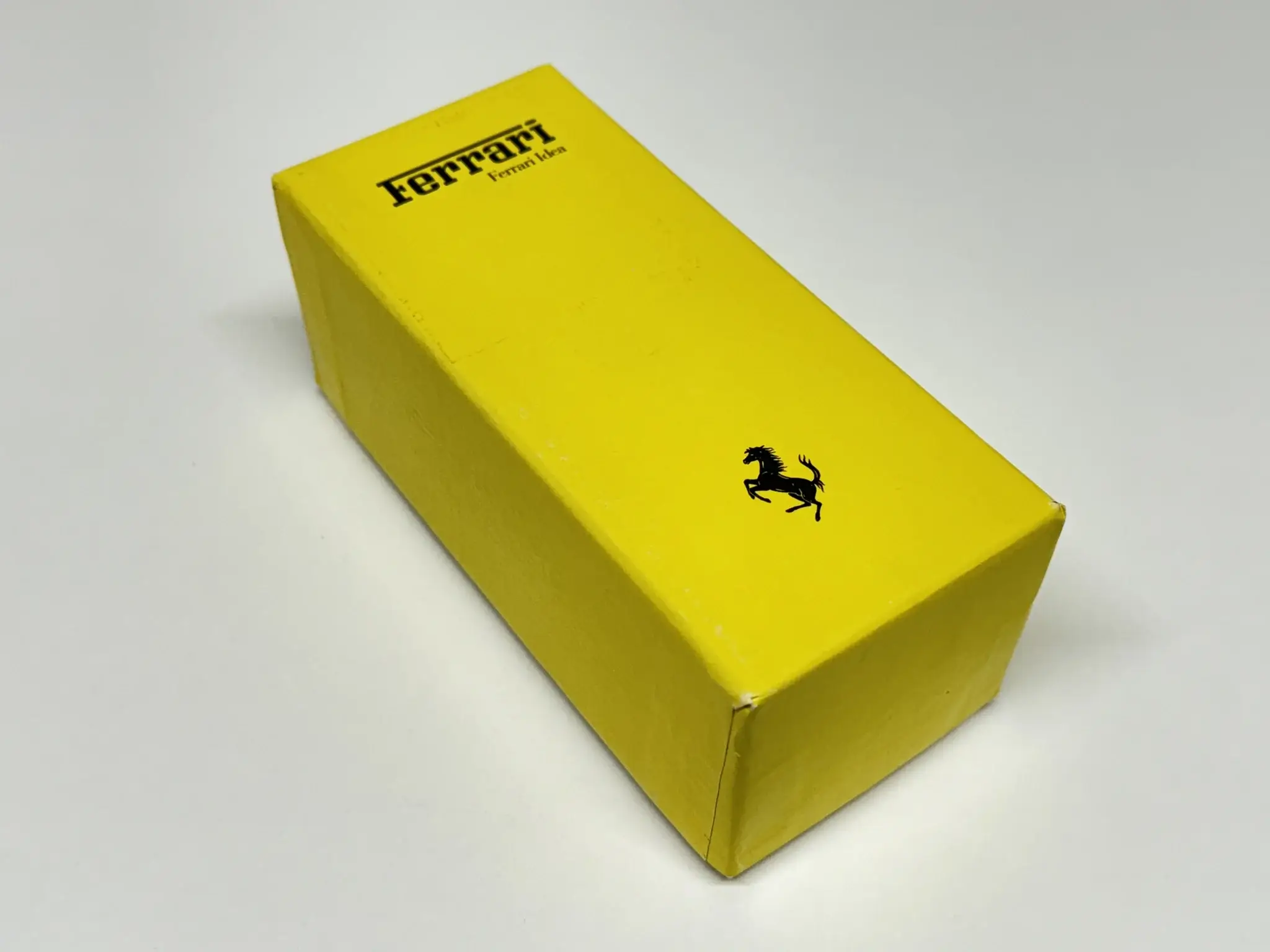 激レア！フェラーリ ビンテージ インテリアパネル MP: Collection of Ferrari Decorative Accessories | PCARMARKET