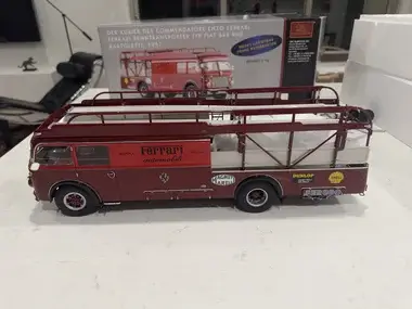 PYOMARO様　CMC 1957 フェラーリ　トランスポーター1/18 MP: CMC Ferrari Race Car Transporter 1:18 Scale | PCARMARKET