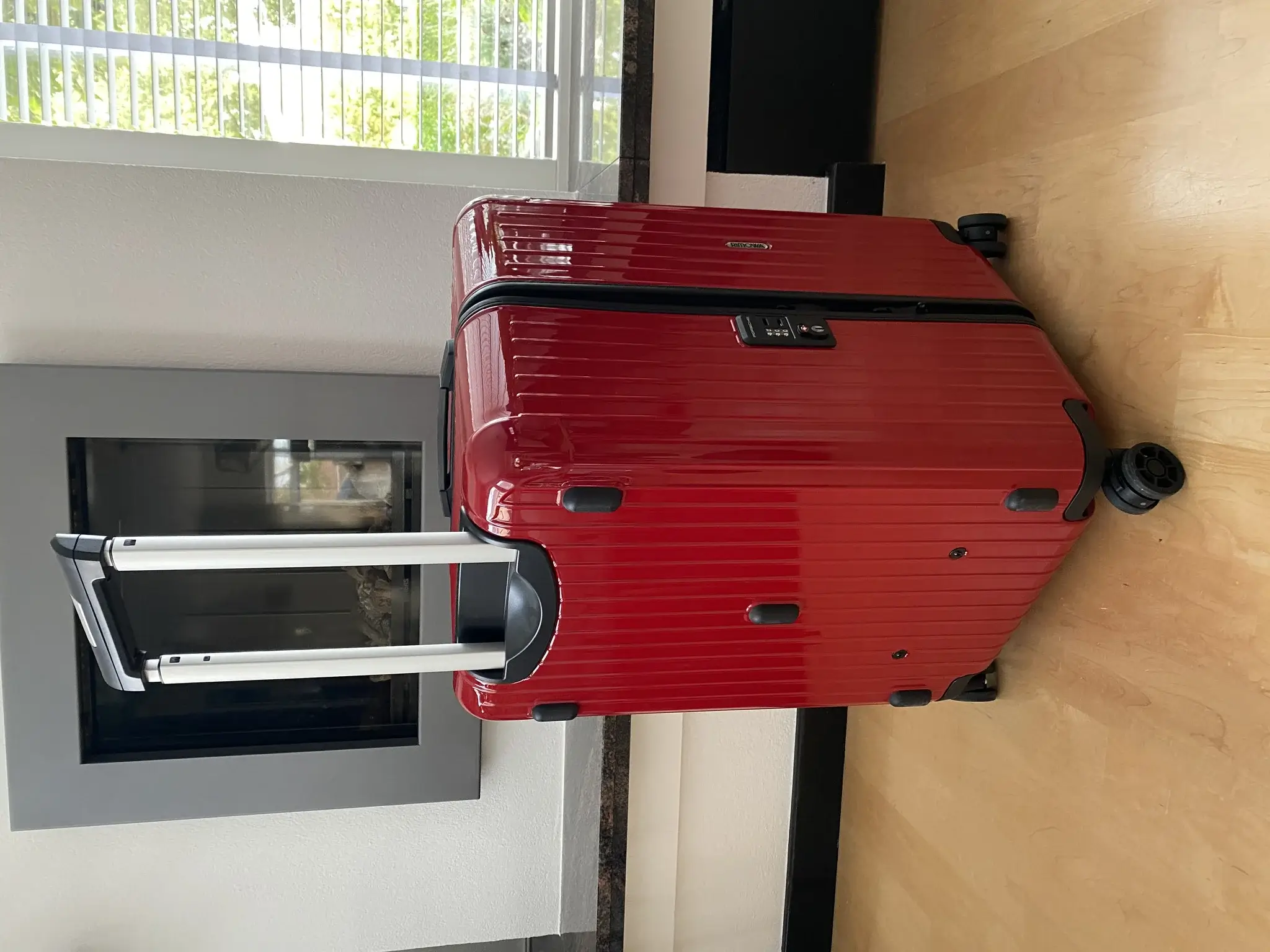 MP: Porsche X Rimowa Suitcase | PCARMARKET
