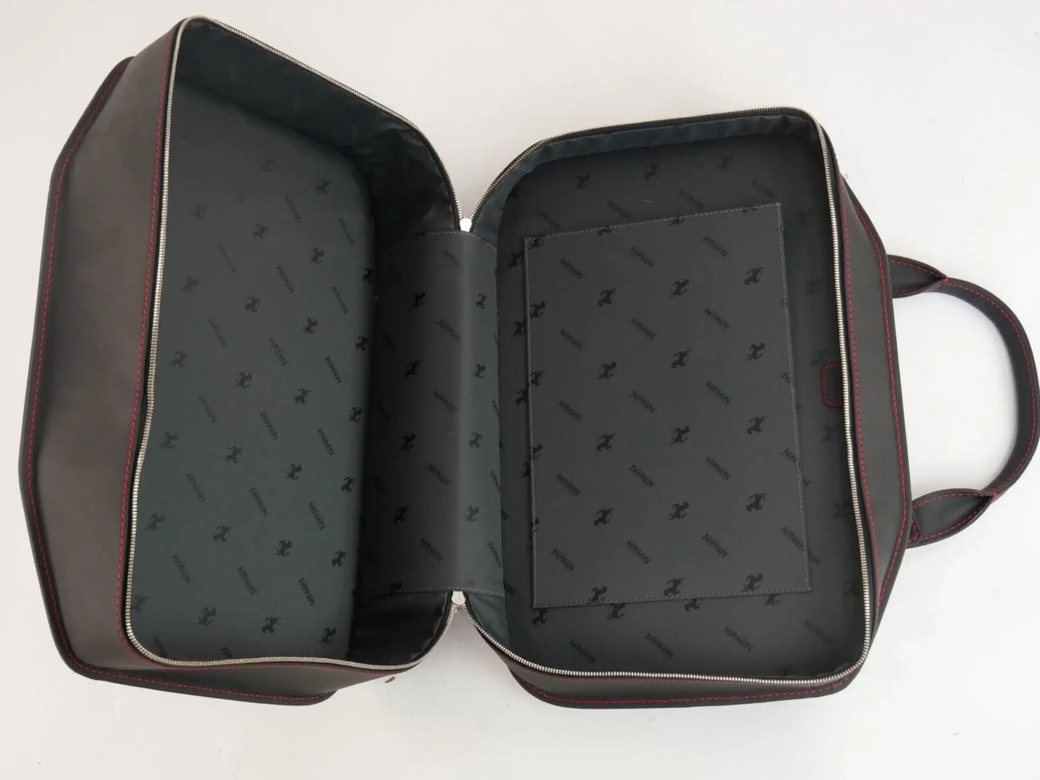 MP: 6-Piece Ferrari 599 GTB Schedoni Luggage Set | PCARMARKET