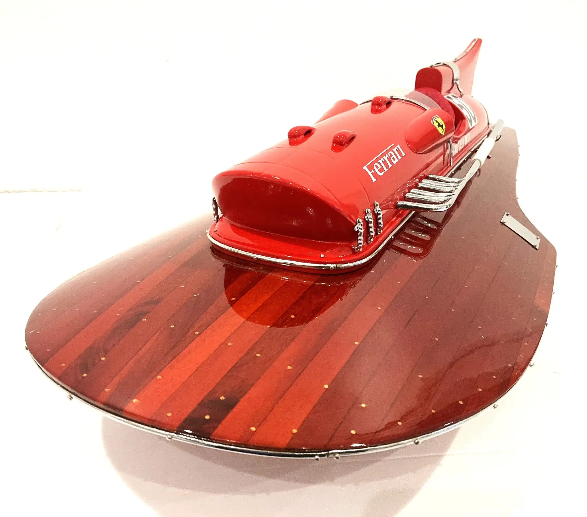 No Reserve Ferrari Arno XI Racing Boat Model | PCARMARKET
