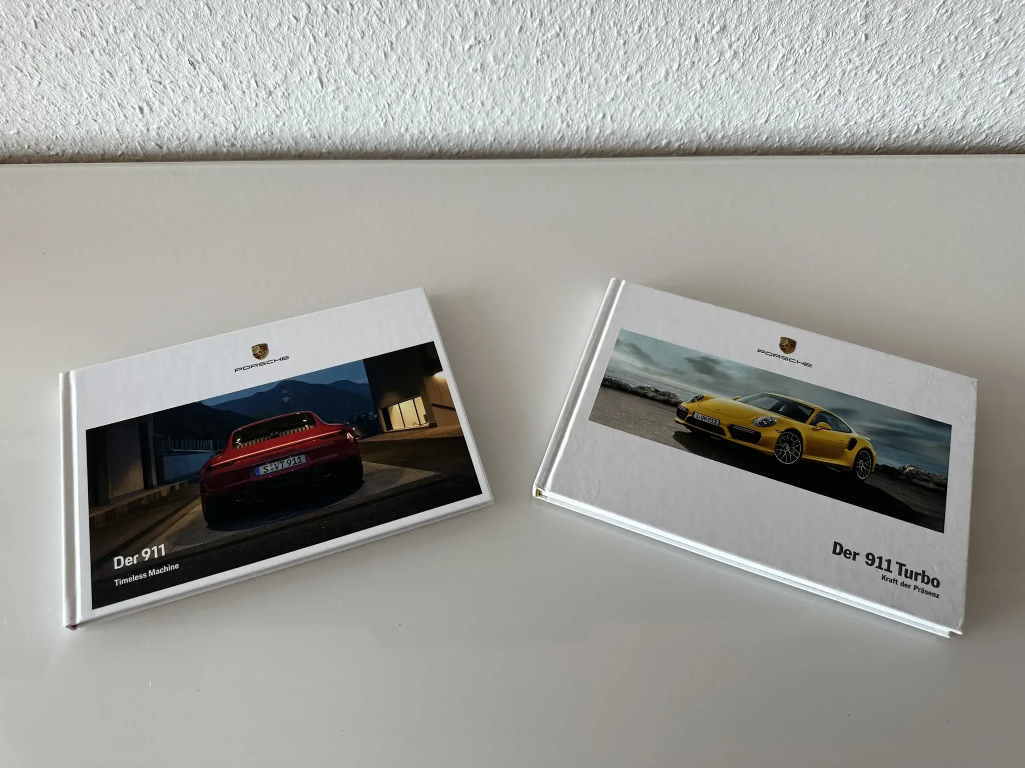 MP: Large Collection of Porsche Memorabilia, Merchandise and