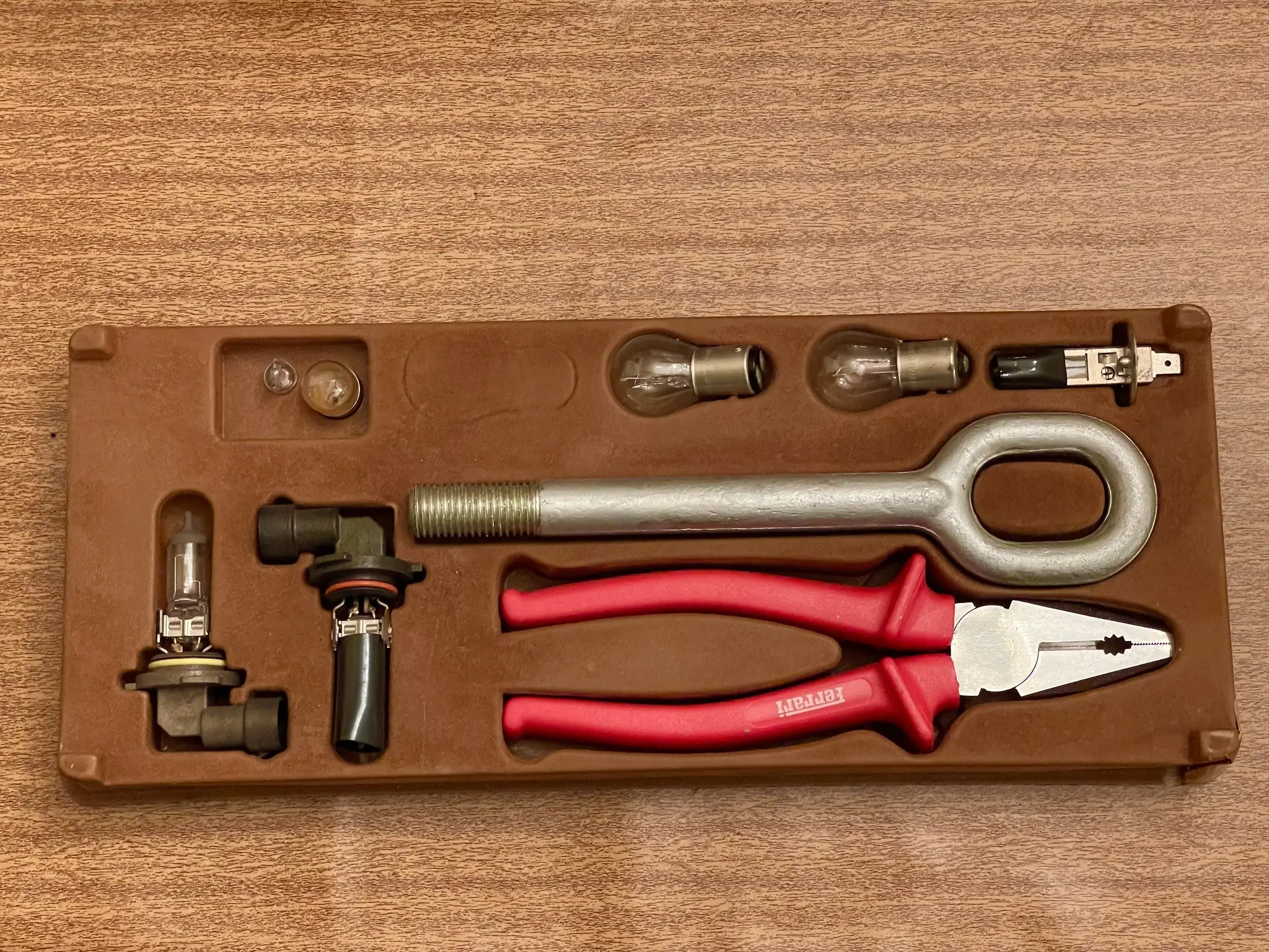 MP: Ferrari by Schedoni Tool Kit (355, 456, 348) | PCARMARKET