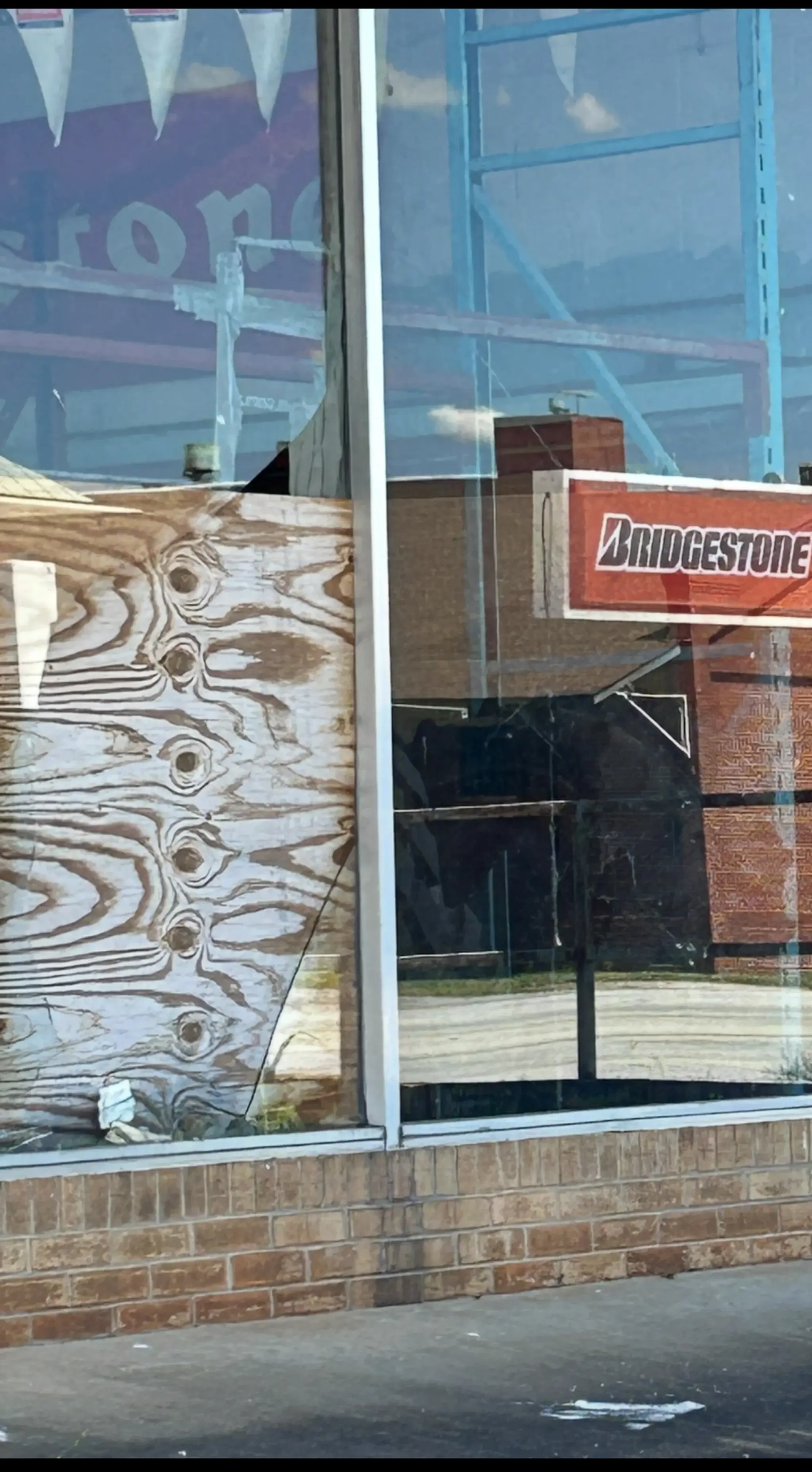 MP: Large Illuminated Firestone Sign | PCARMARKET