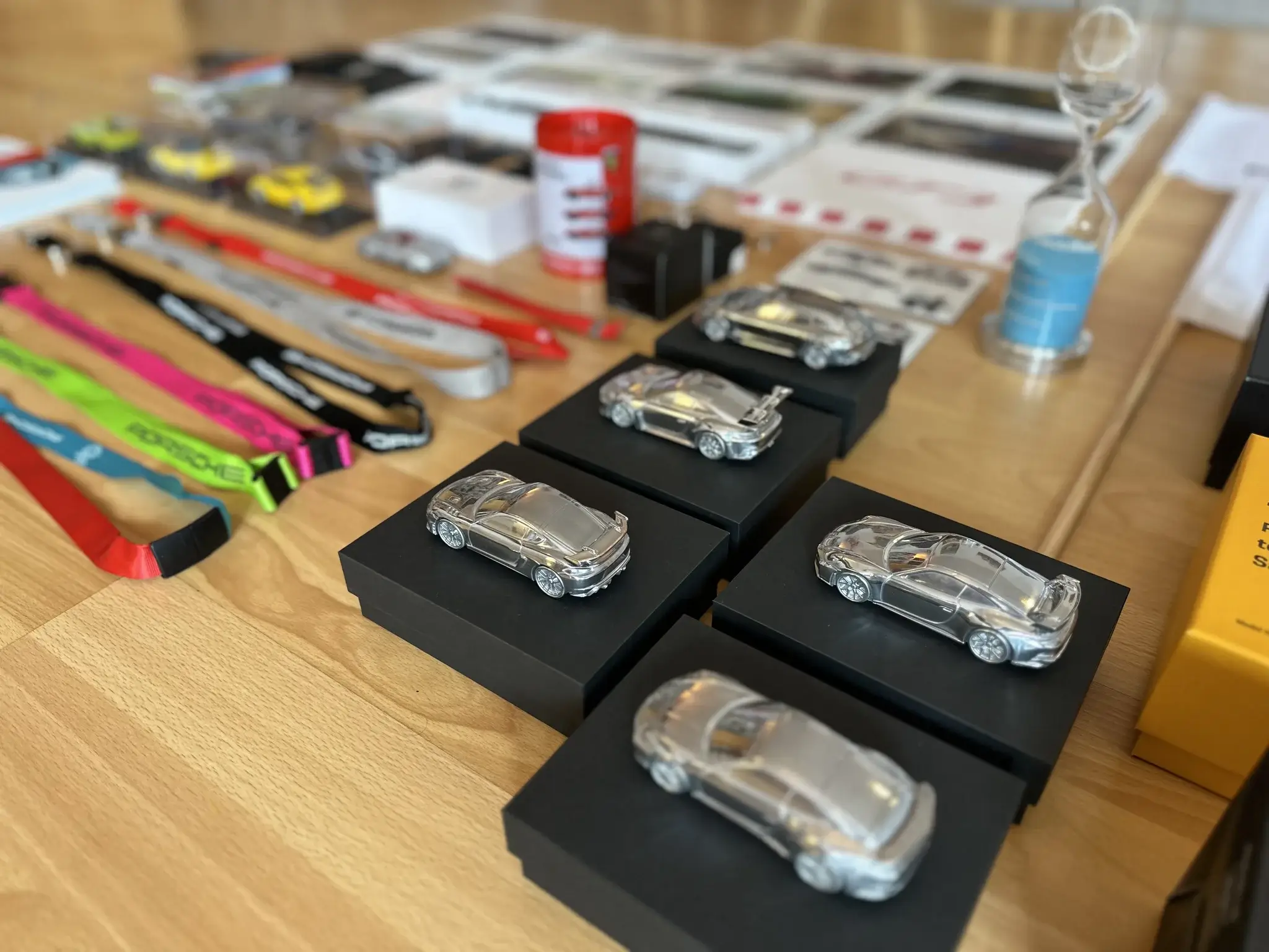 MP: Large Collection of Porsche Memorabilia, Merchandise and