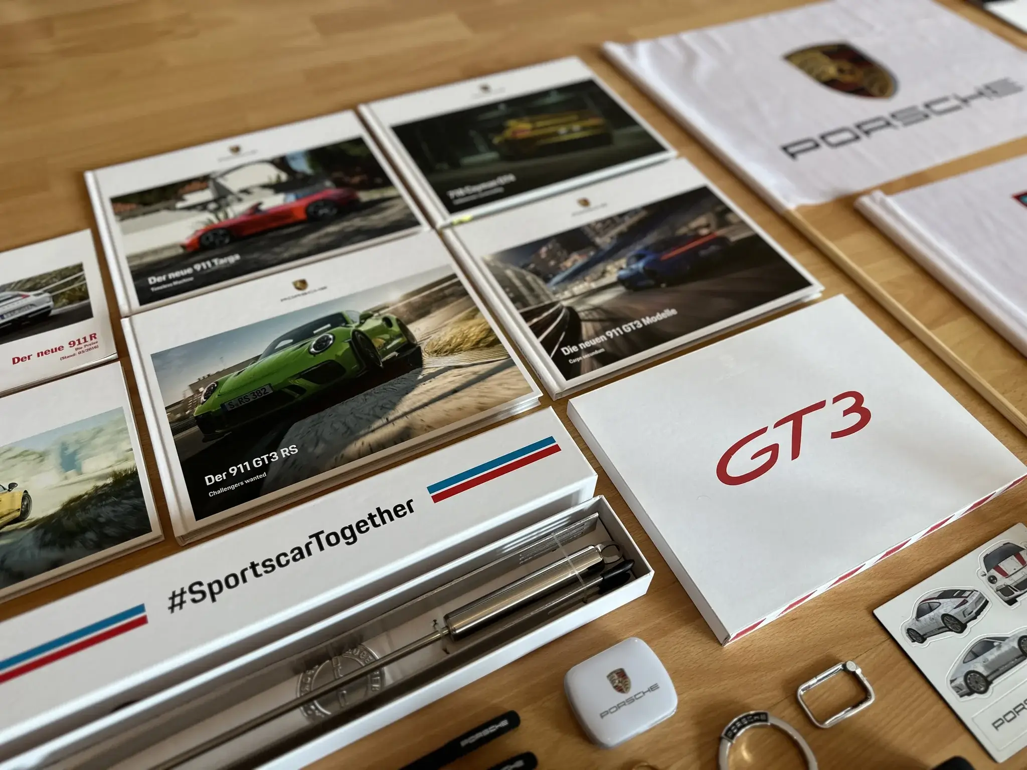 MP: Large Collection of Porsche Memorabilia, Merchandise and