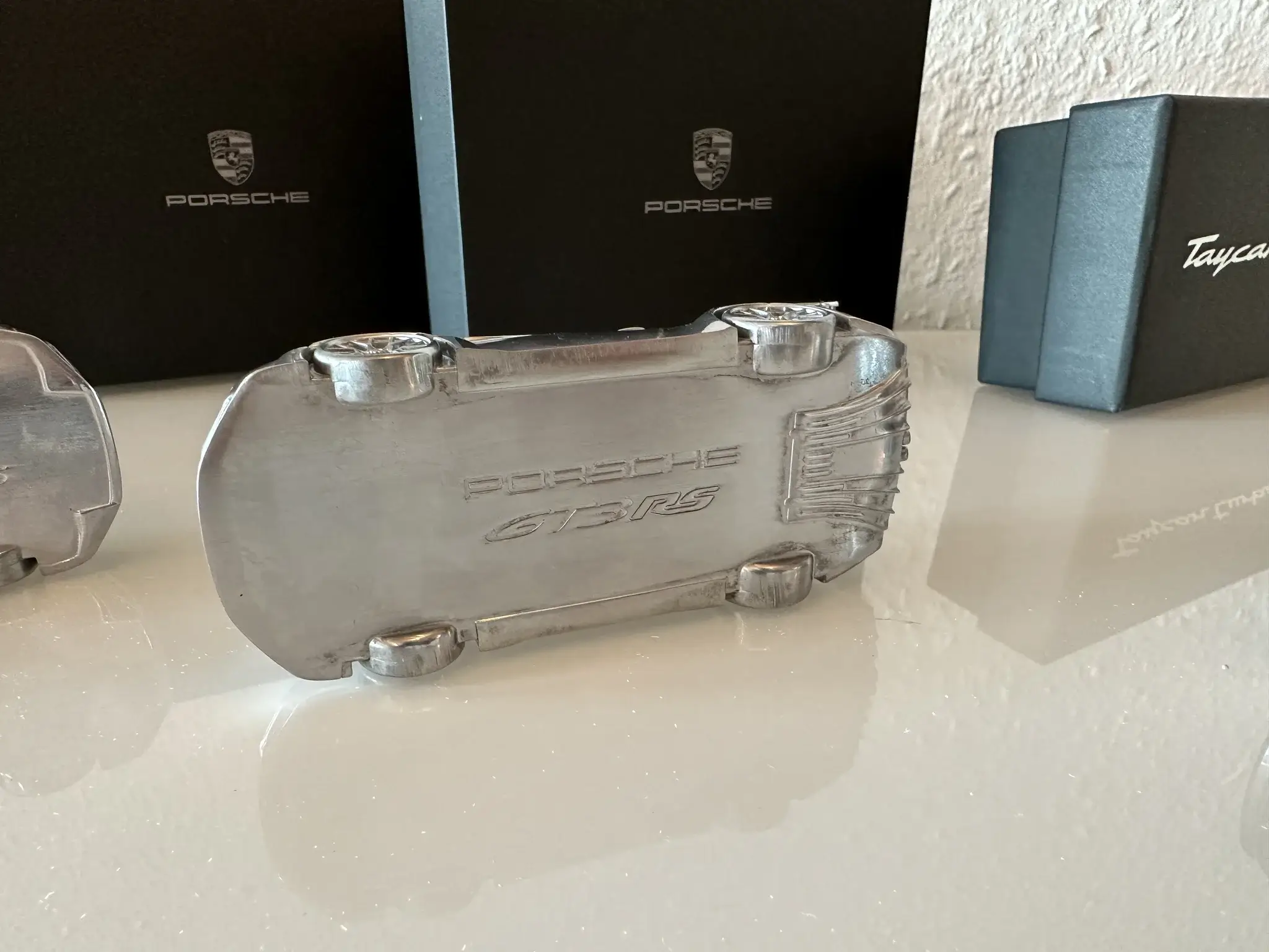 MP: Large Collection of Porsche Memorabilia, Merchandise and
