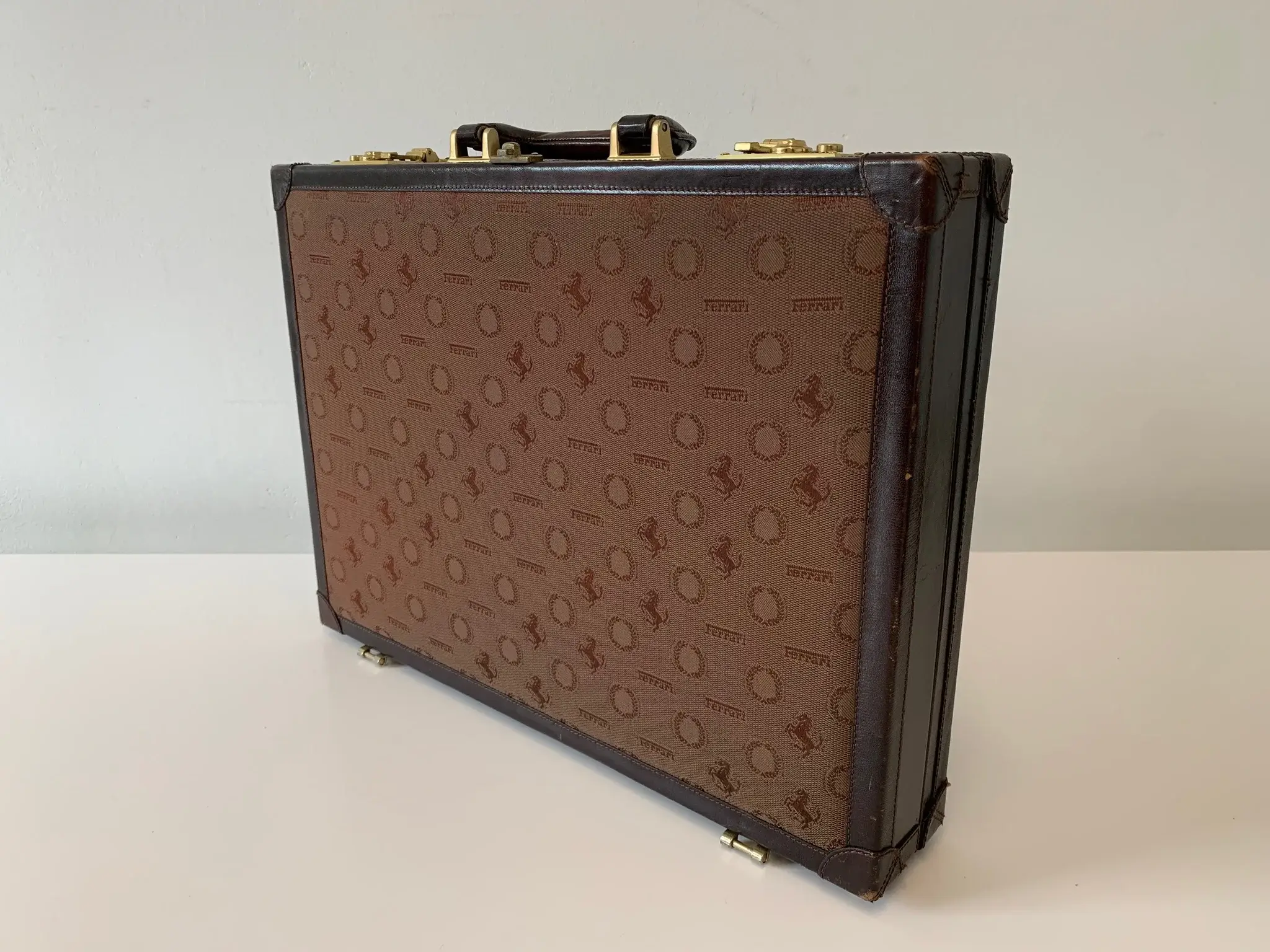 MP: 70's/80's Italstyle Ferrari Luggage, Pouch, and Literature