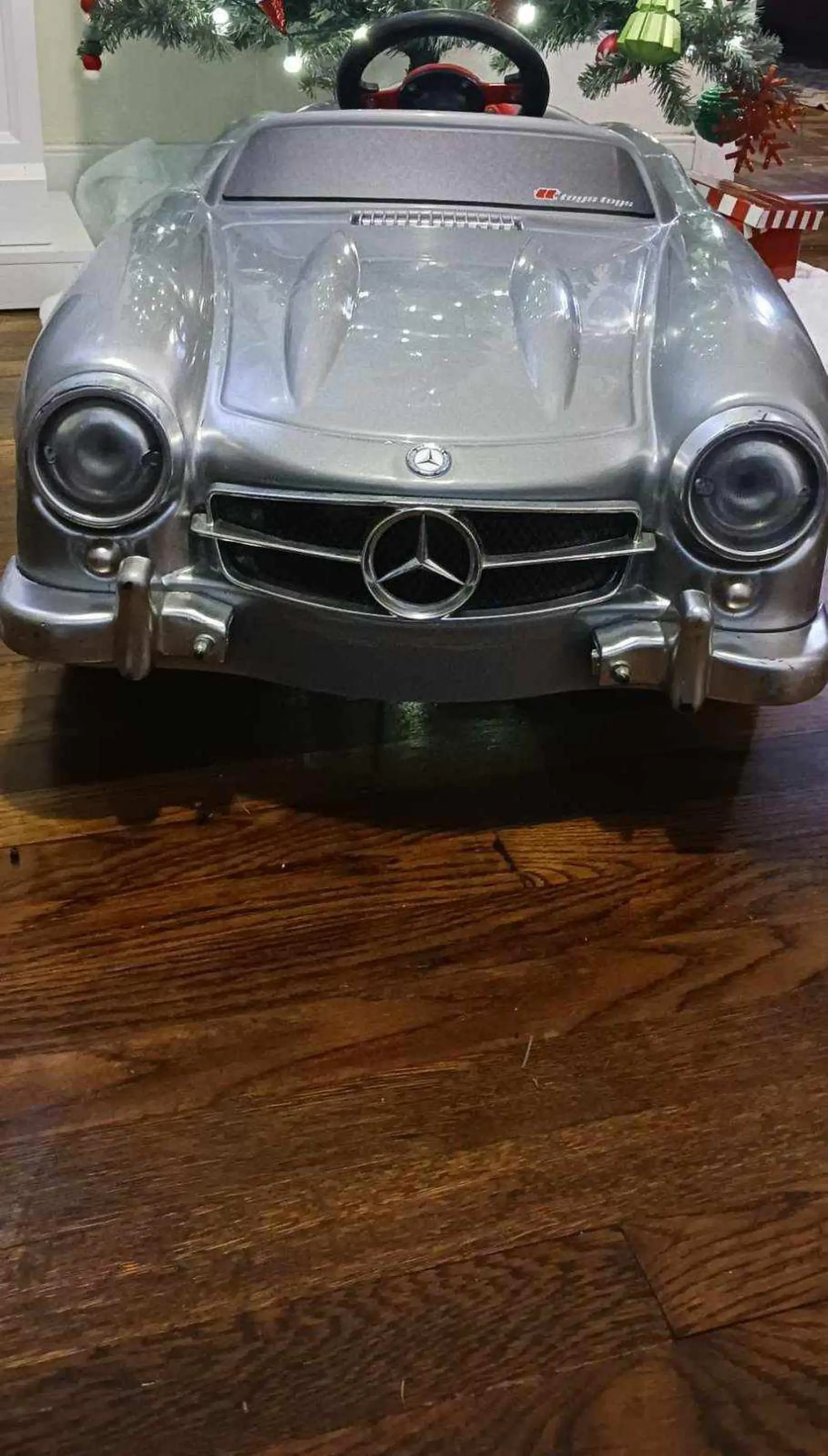MP: Mercedes-Benz 300SL Pedal Car by ToysToys | PCARMARKET