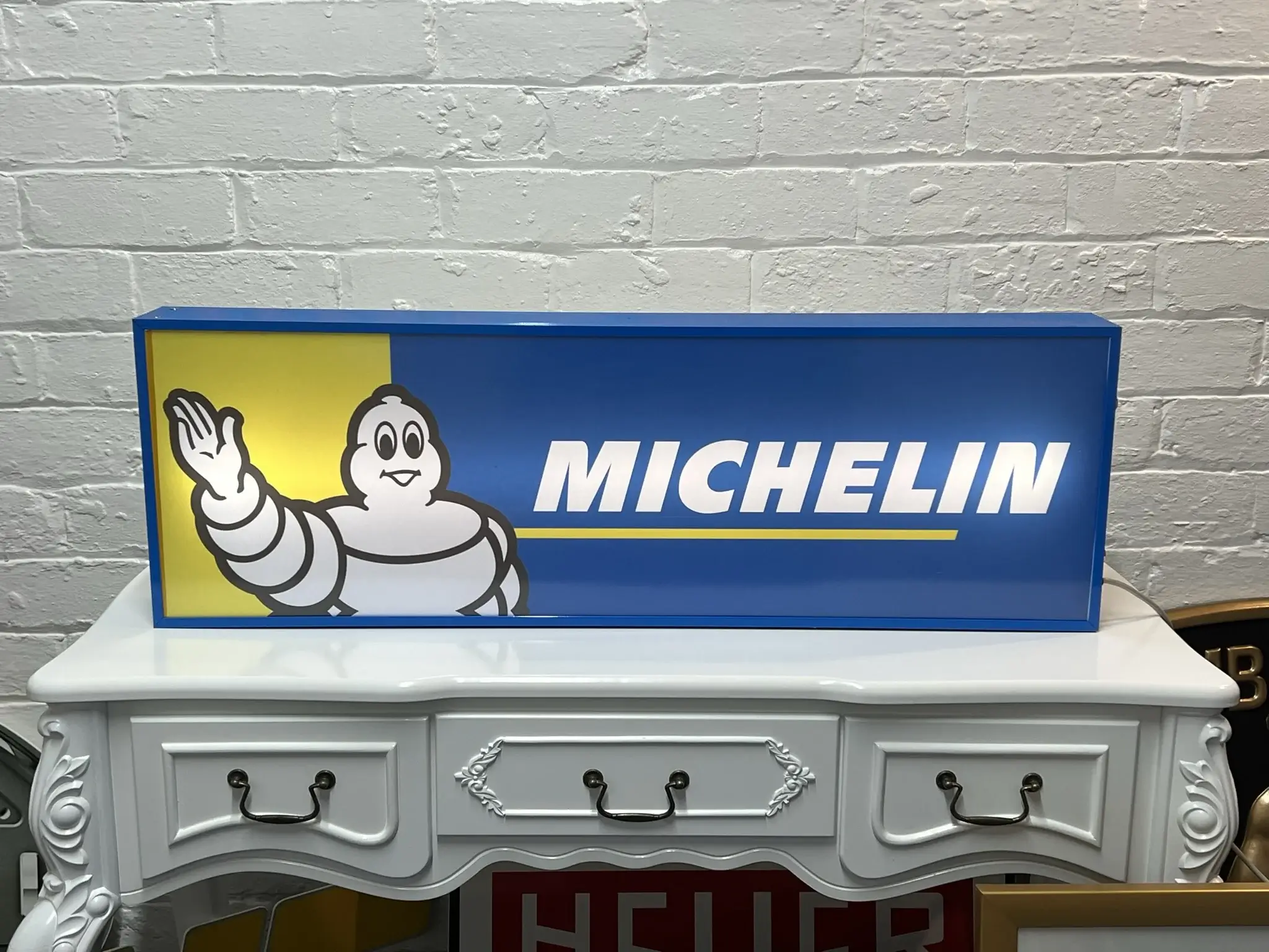 MICHELIN ミシュラン ディスプレイ台　✖︎3 MICHELIN ミシュラン ディスプレイ台 ✖︎3 MICHELIN ミシュラン